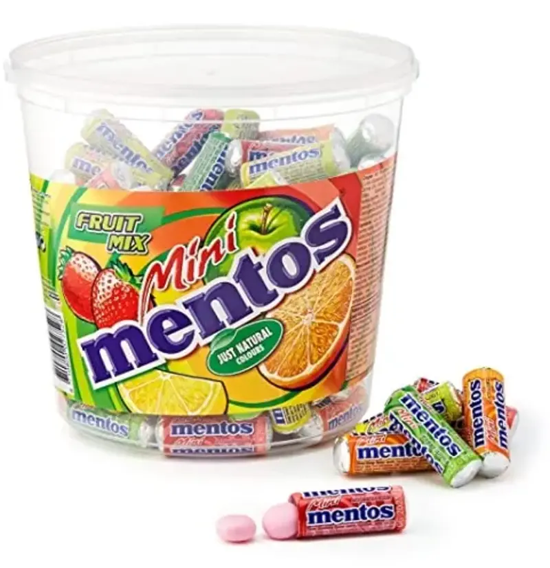 🍬 Mini Mentos Fruit Mix Eimer mit 120 Rollen Kaubonbons ab 14,24€ (statt 21€)