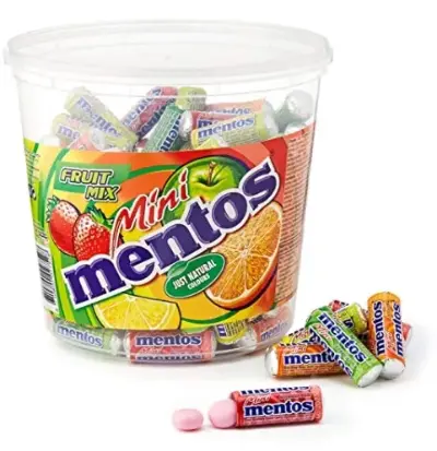 🍬 Mini Mentos Fruit Mix Eimer mit 120 Rollen Kaubonbons ab 14,24€ (statt 21€)