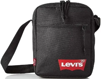 👝 Levi’s Herren Banana Sling Seriff Crossbody Umhängetasche für 11,90€ (statt 17€)