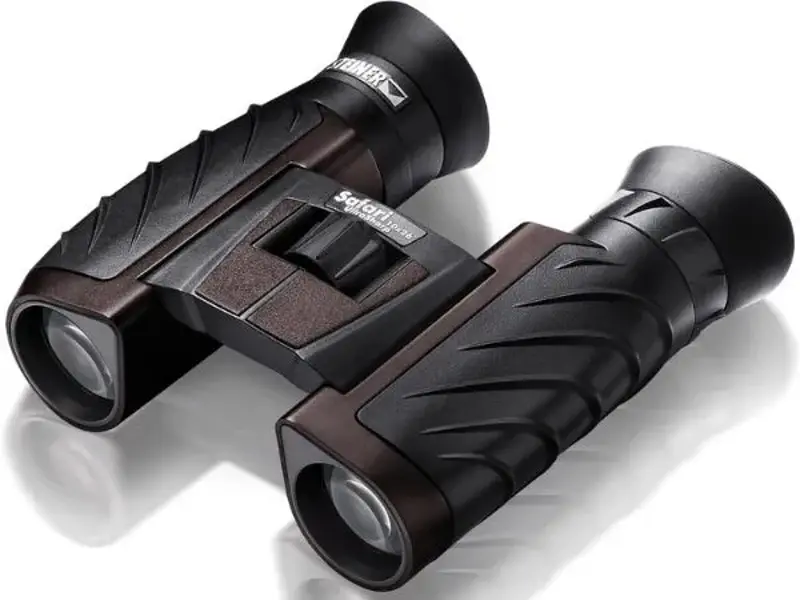 👀 Steiner Safari UltraSharp 10×26 Fernglas für 101,15€ (statt 119€)