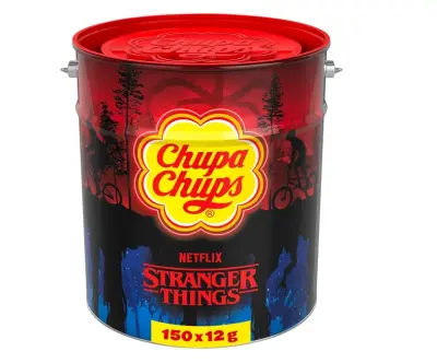 🪫 Chupa Chups Stranger Things Eimer 150 Lutscher (1.8 kg) für 21,95€ (statt 25€)