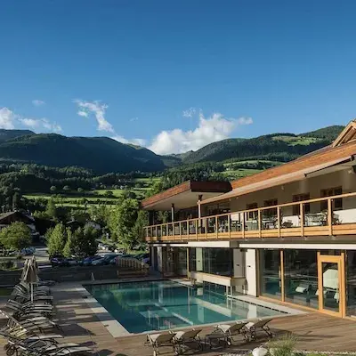 ♥️🇮🇹 Italien: ÜN im Green Lake Hotel Weiher inkl. Frühstück & Dinner ab 99,50€ p.P.