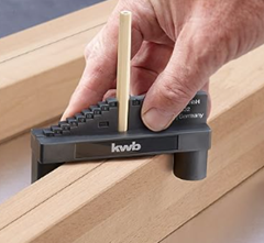kwb Mittenfinder/Center-Finder zur Mittel-Punkt Ermittlung inkl. Bleistift und Magnet-Funktion für 4,73€
