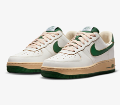 Nike Air Force 1 ’07 LV8 Damen Sneaker für 83,97€ (Vergleich: 119€)