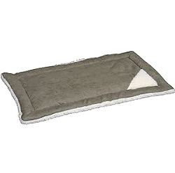 Kerbl Pet Pet Liegekissen Cleo für Hunde und Katzen (48x29x3cm) für 6,99€ (Vergleich: 13,51€)
