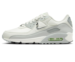 Nike Air Max 90 SE Women (sail/sea glass/light silver/metallic silver) Gr. 36-40 ab 64€ (Vergleich: 145€)