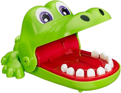 Hasbro Spiele – Kroko Doc, Geschicklichkeitsspiel, Kinderspiel ab 4 Jahren für 12,60€ (VG: 22,94€)