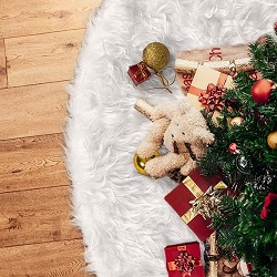 20% Rabatt auf die GIGALUMI Plüsch Weihnachtsbaumdecken