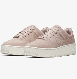Nike Air Force 1 Sage Low Damen Sneaker (AR5339-201) für 77,99€ (Vergleich: 110€)