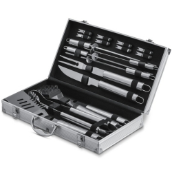 18-teiliges GRILLMEISTER Grillbesteck-Set im Alurahmenkoffer für 22,94€ (statt: 35,94€)