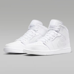 Nike Air Jordan 1 Mid Sneaker, triple White für 81,49€ (Vergleich: 128,99€)