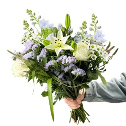 Blume Ideal: Blumenstrauß Luft und Licht mit Rosen, Lilien und Chrysanthemen für 27,48€