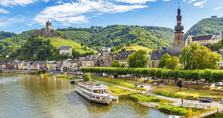 🍷 2 ÜN im Weinhaus Halfenstube an der Mosel inkl Frühstück, Dinner & Spa ab 199€ p.P.