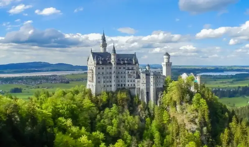 🏰 Schloss Neuschwanstein Eintritt & Führung mit ÜN + Frühstück in 4* Hotel ab 109€ p.P.